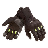 Guanti TR-P HYDROSCUD, un guanto estivo impermeabile nero giallo fluo. Da T.UR.